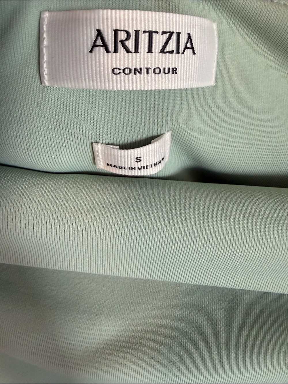 Aritzia Original Contour Ravish Mint Green Top - Picture 3 of 4